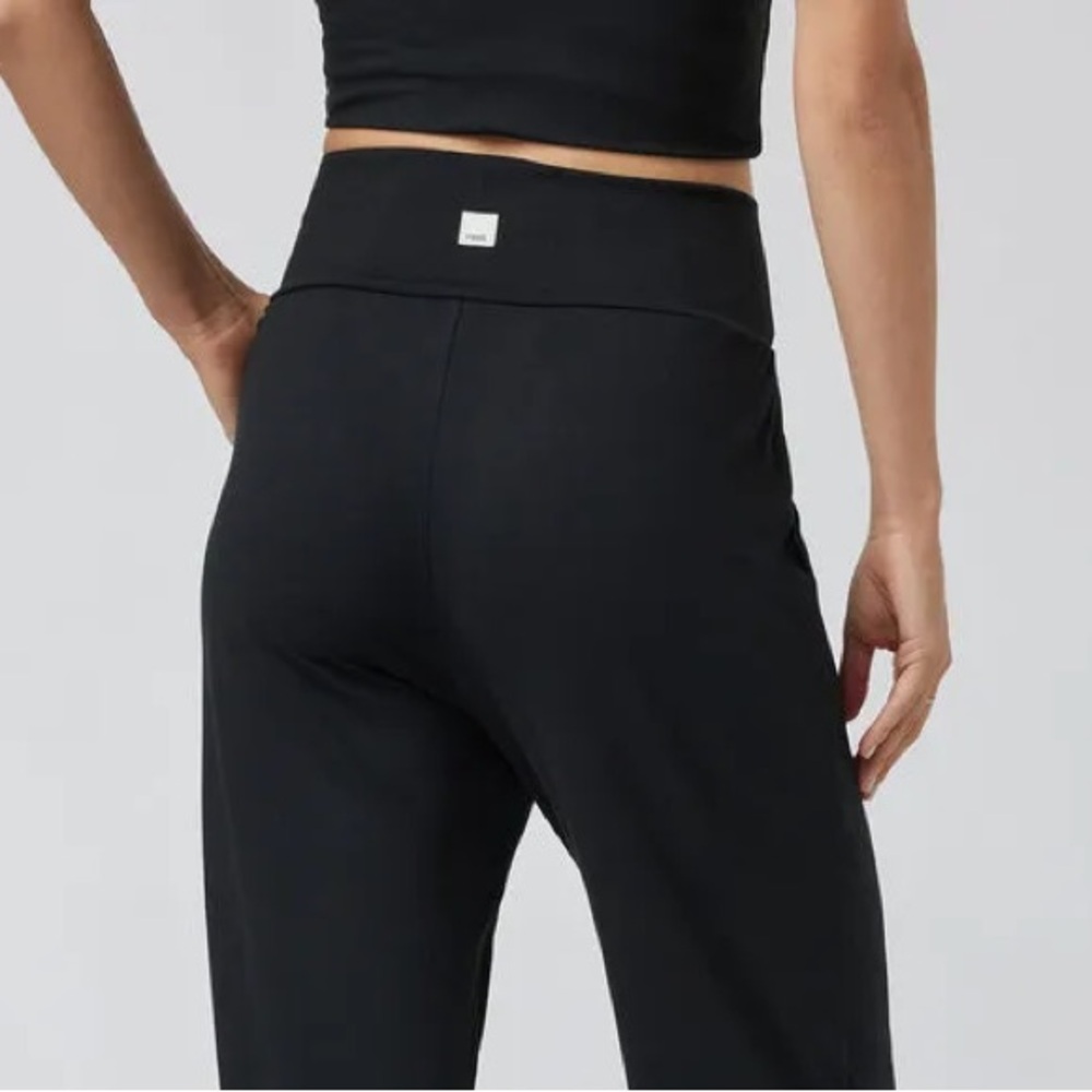 Vuori Black High-Waist Lounge Pants